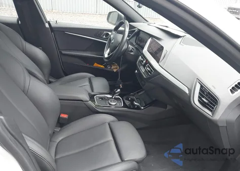 2024 BMW 228 Gran Coupe I Sdrive z USA, uszkodzony, nr VIN WBA53AK07R7R69408